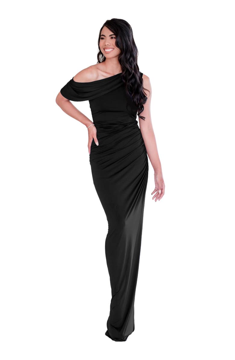 Pia Gladys Perey Eva, Main, color, 