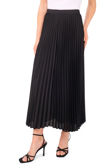 Halogen® Pleated Midi Skirt in Rich Black at Nordstrom Rack, Size X-Small