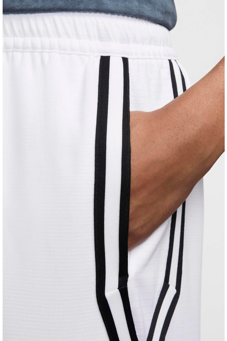Crossover Dri-FIT Performance Basketball Shorts, Alternate, color, WHITE/ BLACK/ BLACK