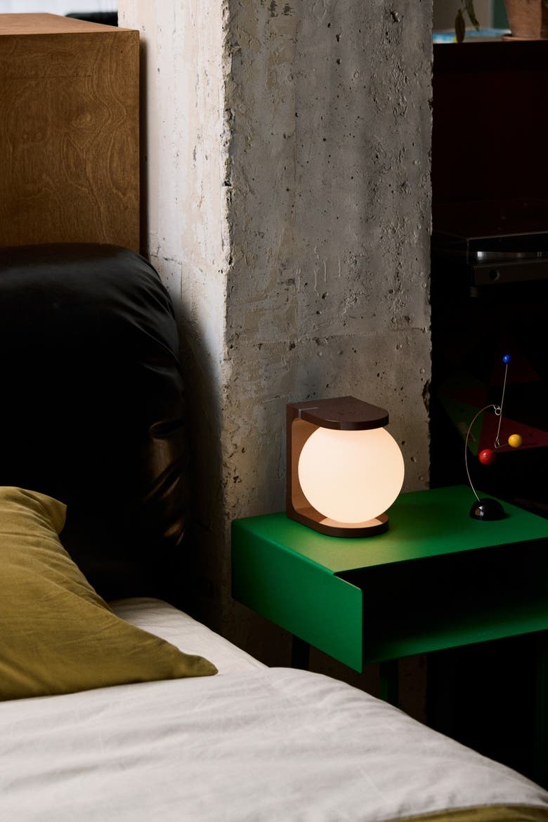 Plat Max Lamp, Alternate, color, Coffee Brown