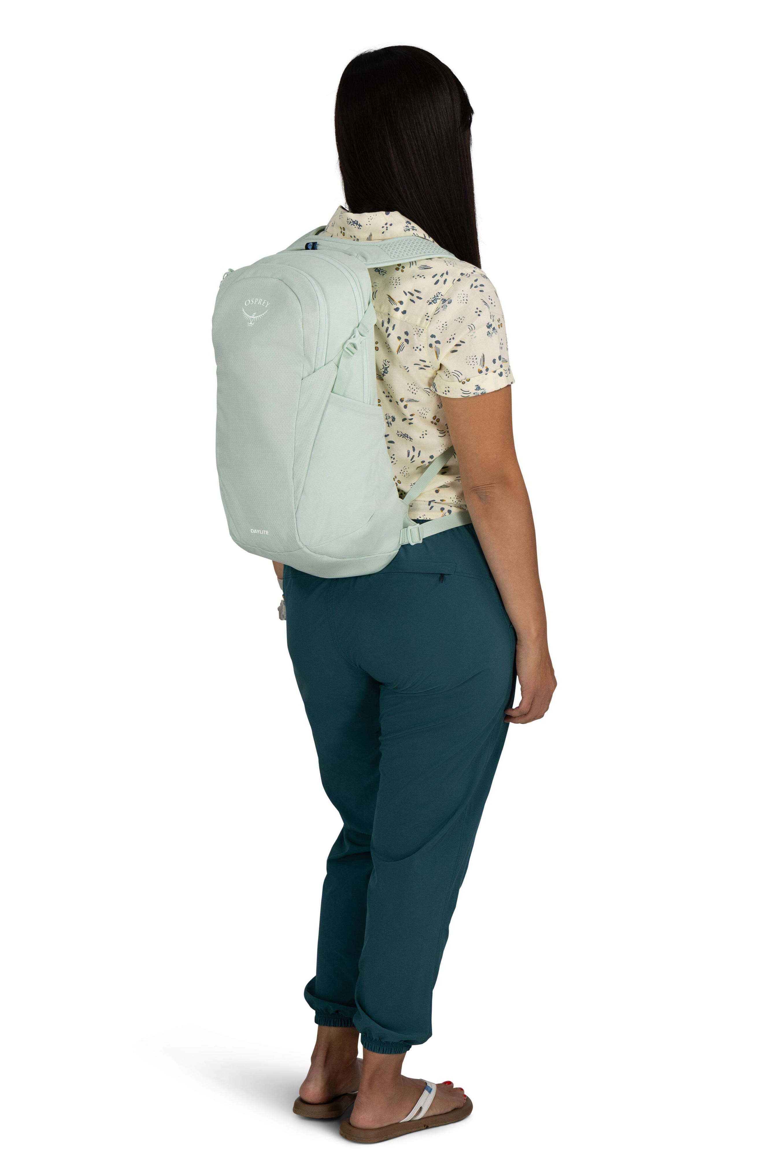 Osprey Daylite 13-Liter Backpack, Alternate, color, Frosty Mint