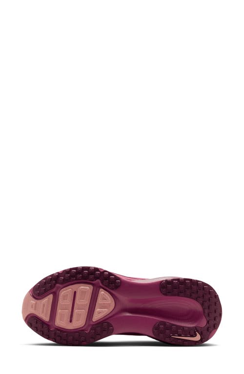 Nike Vomero 18 Running Shoe In Pink