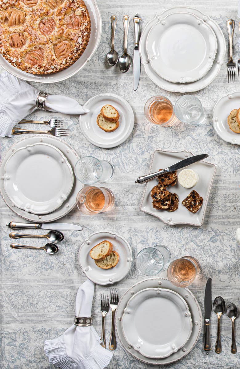 Juliska Berry & Thread Whitewash Flare 4-Piece Place Setting, Alternate, color, Whitewash