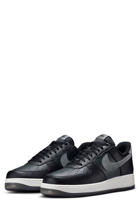 Air Force 1 '07 Sneaker