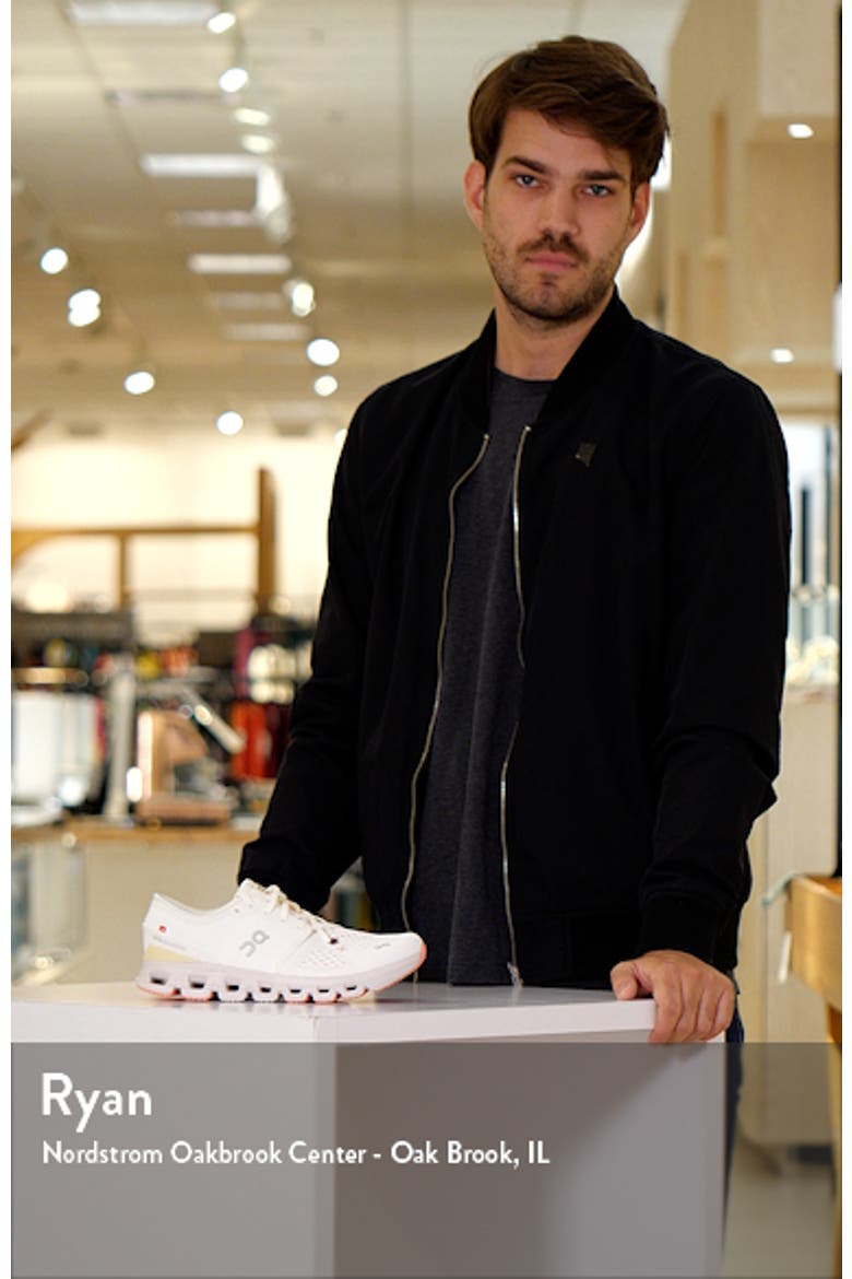 Cloud X 4 Training Shoe video