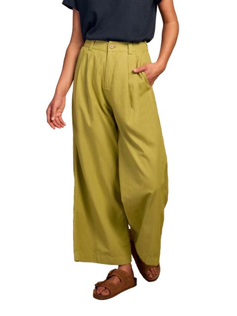 Pleat Front Crop Pants