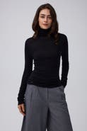 JUANA Ossa Knitted Hemp Turtleneck