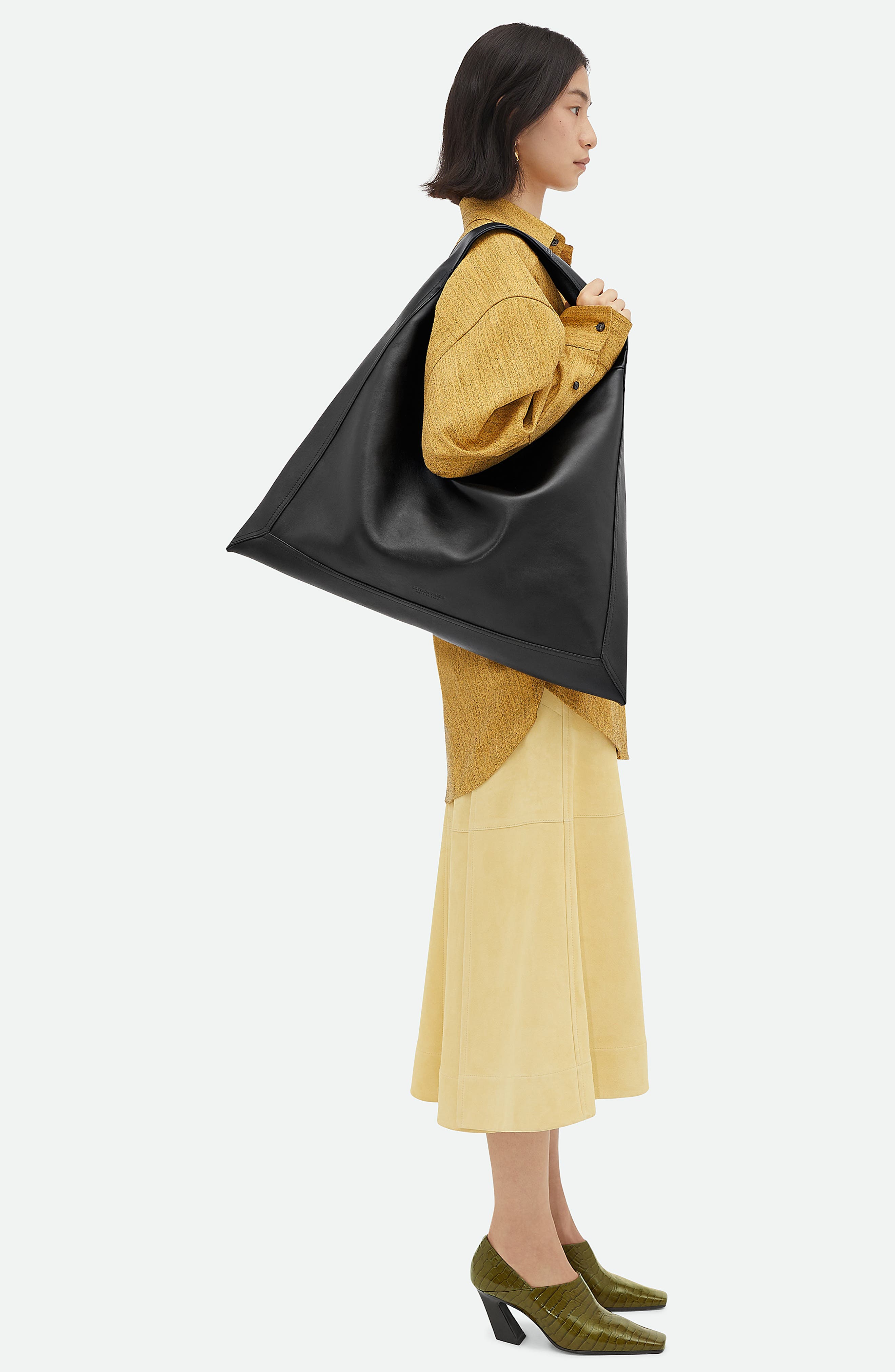 Bottega Veneta Large Hop Leather Hobo Bag, Alternate, color, 1019 Black-M Brass