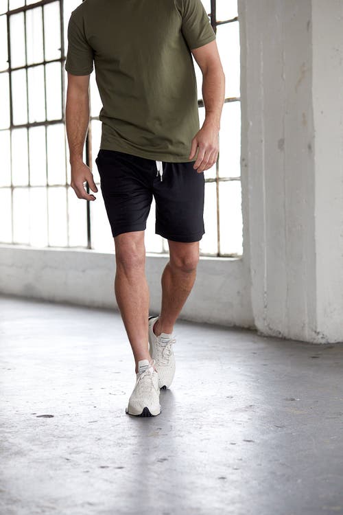 Feat Roam Shorts In Black