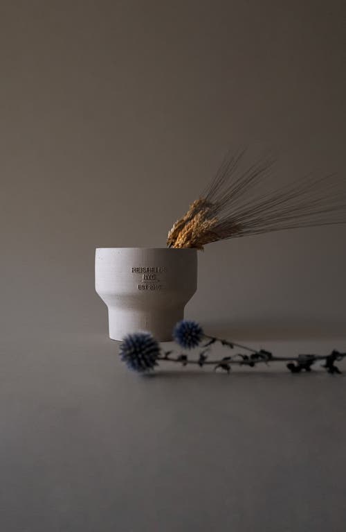 Reisfields Dune No. 3 Cement Candle