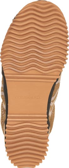 S Wave Sneaker