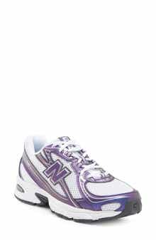 New Balance Gender Inclusive 740 Sneaker