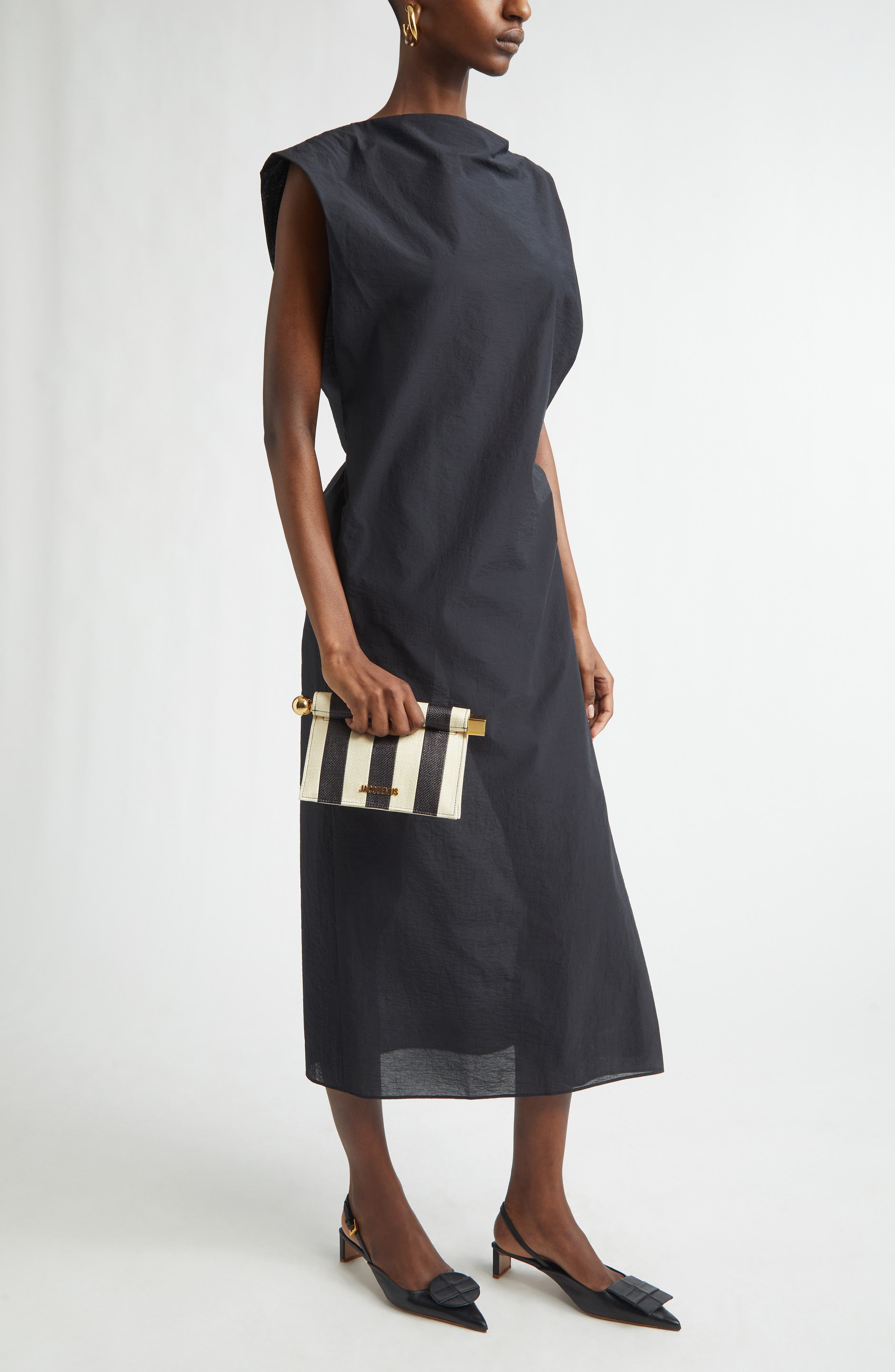 Jacquemus La Petite Pochette Rond Carré Nylon Clutch, Alternate, color, Natural / Black 1Fy