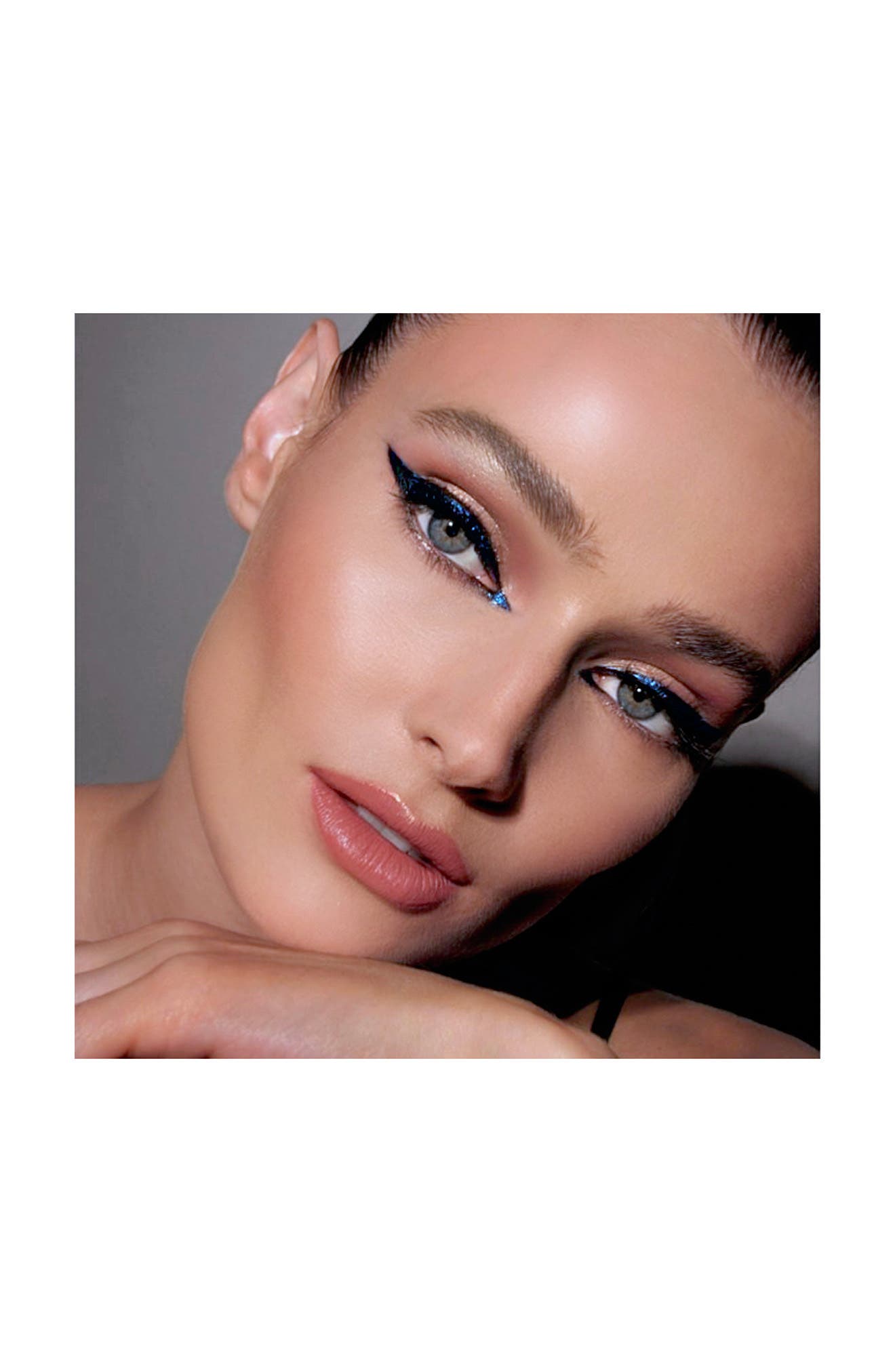 PAT McGRATH LABS Luminous Legends: Mega Eye Shadow Palette