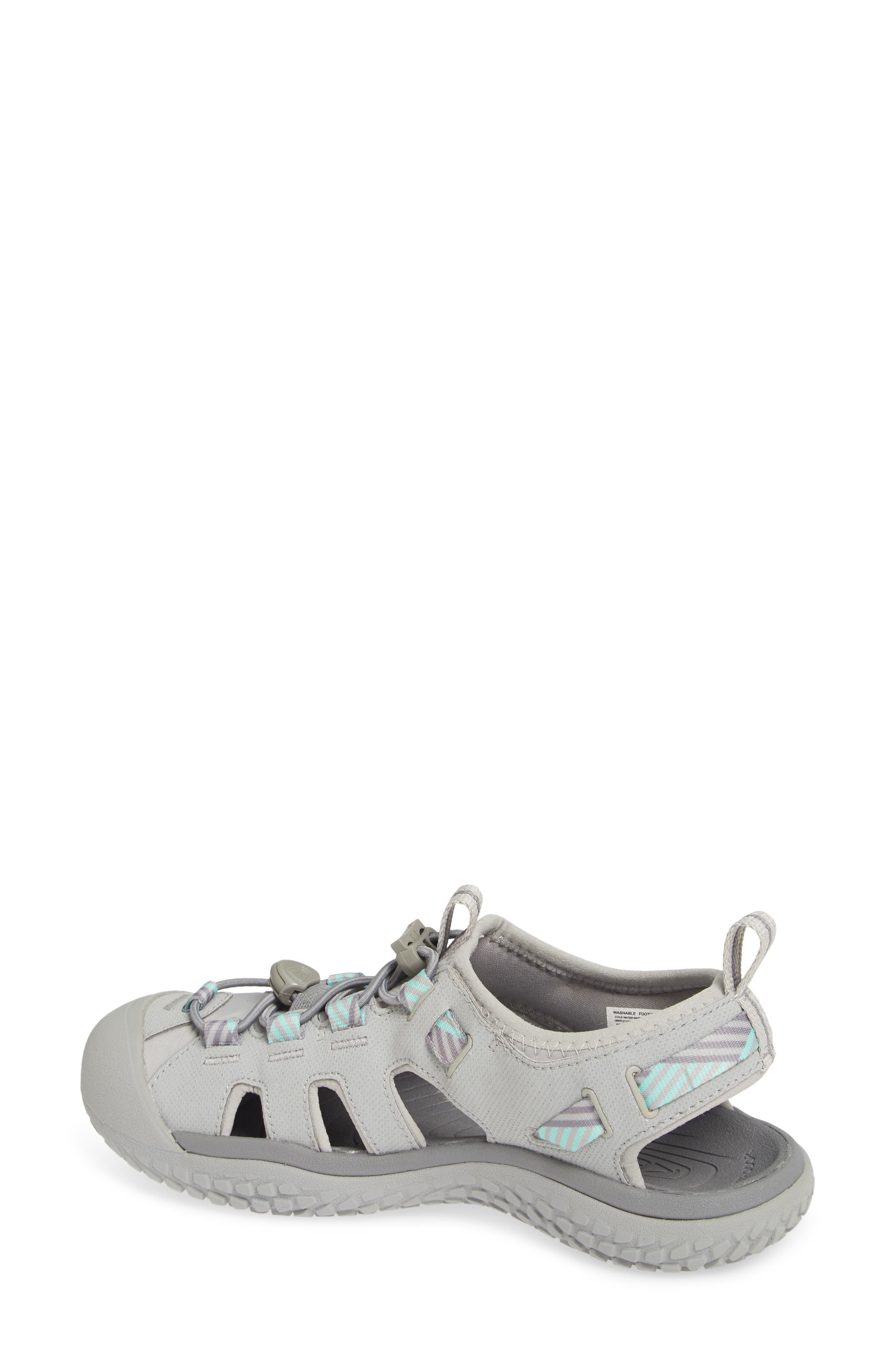 Solar Sandal, Alternate, color, LIGHT GRAY/ OCEAN WAVE FABRIC