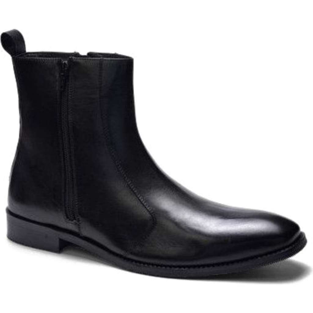 A. Veer Lexington Zip Boot In Black
