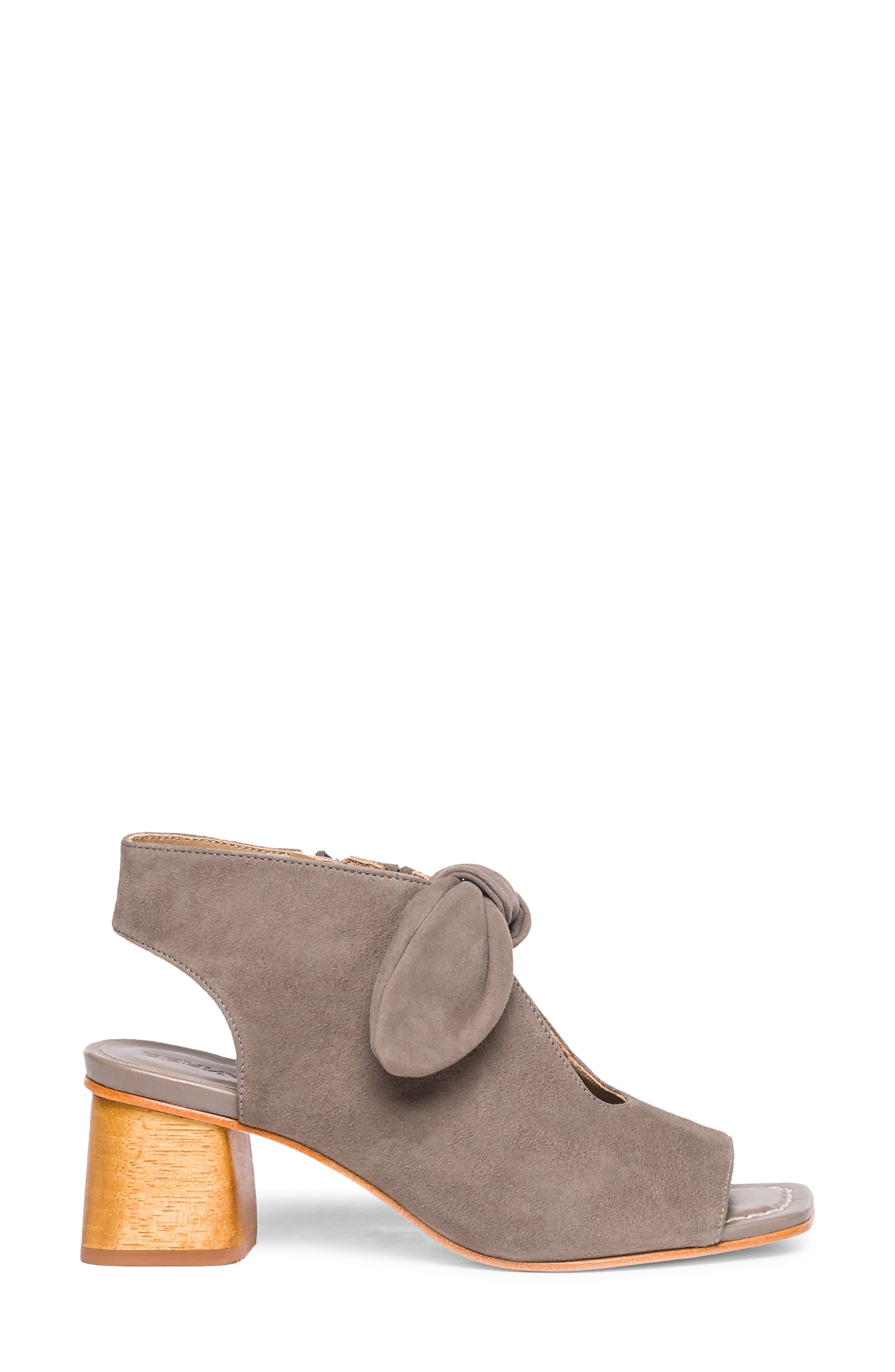 Bernardo Lizzie Sandal, Alternate, color, DUSK SUEDE