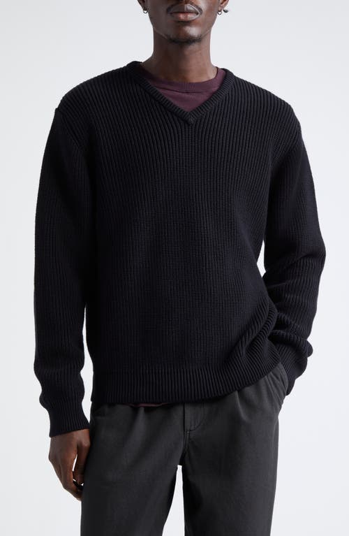 Noah V-Neck Shaker Knit Sweater in Black 