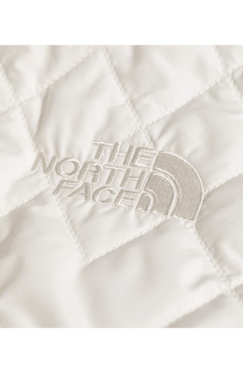 The North Face Diamond Peak Water Repellent Quilted Jacket In White