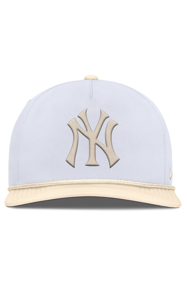 Nike Men's Nike White/Cream New York Yankees Pro Performance Snapback Hat, Alternate, color, White