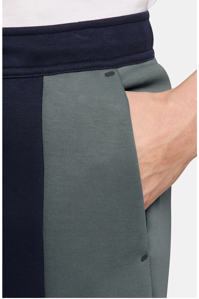 Tech Fleece Two Tone Joggers, Alternate, color, OBSIDIAN/ CLAY GREEN