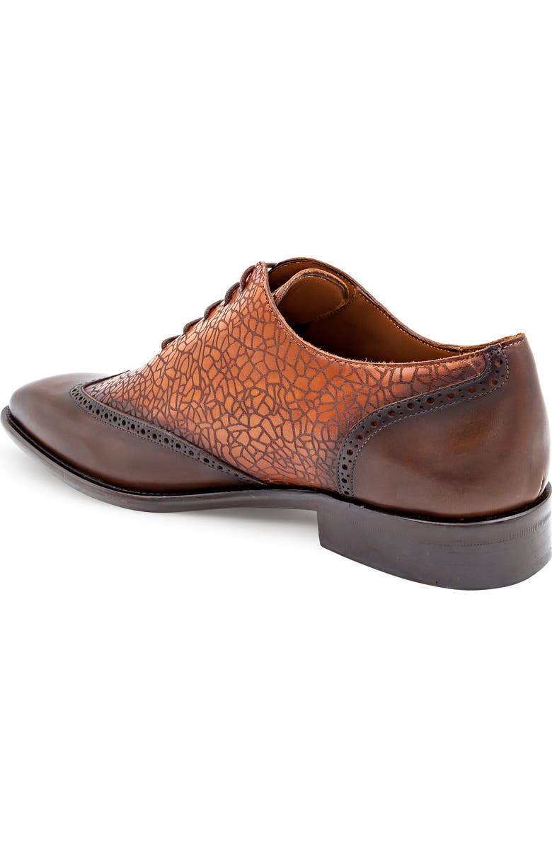 Mezlan Patina Laser Wingtip Oxford, Alternate, color, Chocolate/ Cognac Rust