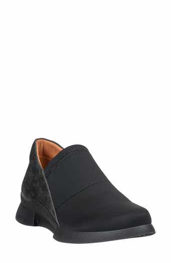 Norwood Faux Leather Slip On Sneaker