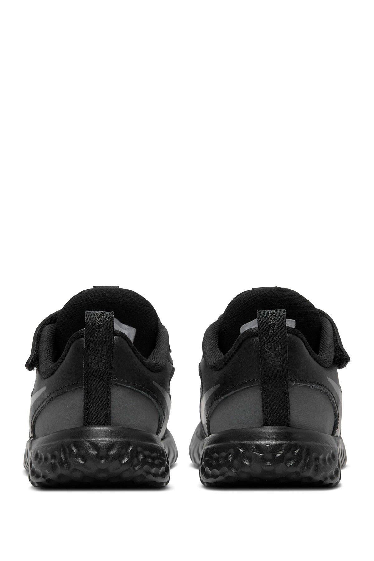 Nike Revolution 5 Sneaker, Alternate, color, 