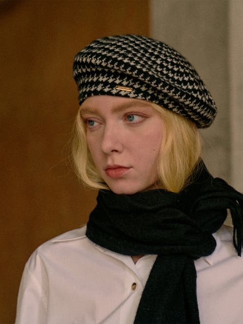 Lost Pattern Nyc "houndstooth" Wool-cashmere Beret Hat In Black