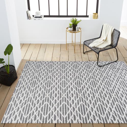 Jonathan Y Ararat High-low Pile Moroccan Diamond Modern Indoor/outdoor Area Rug In Black/ivory