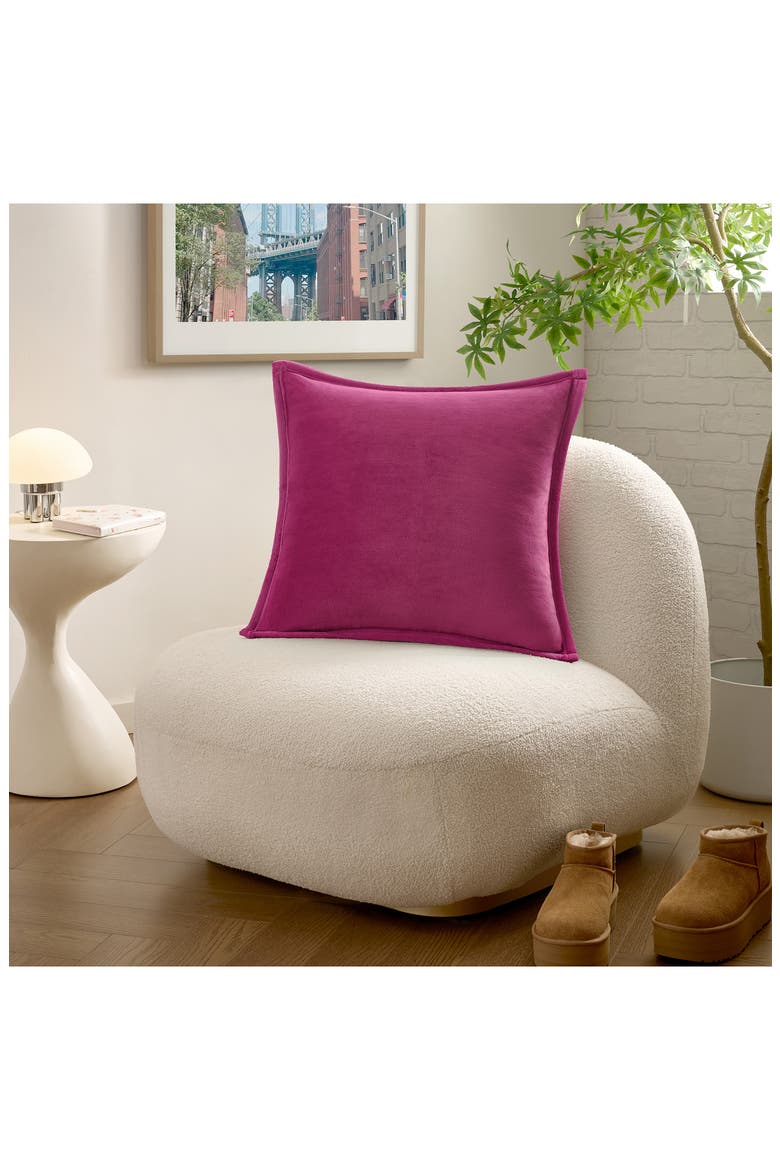 Coco Set of 2 Accent Pillows, Alternate, color, STRAWBERRY