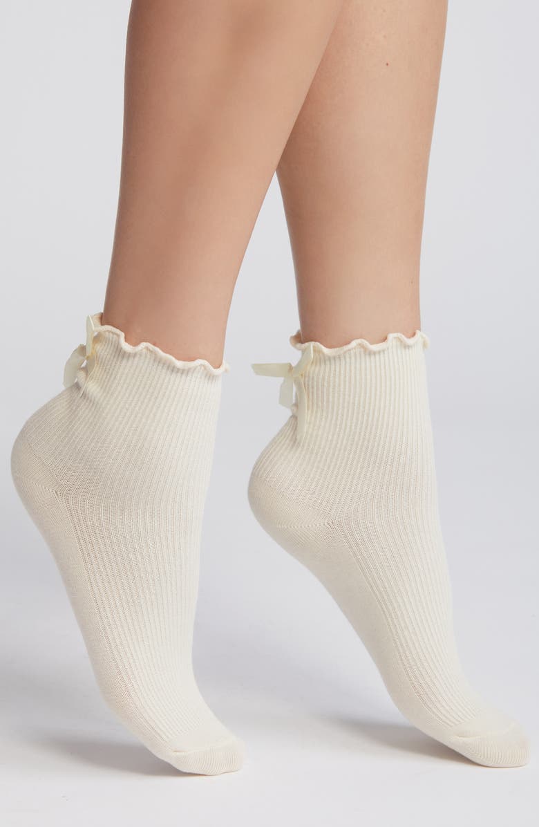 Casa Clara Bow Cotton Quarter Socks, Main, color, Cream