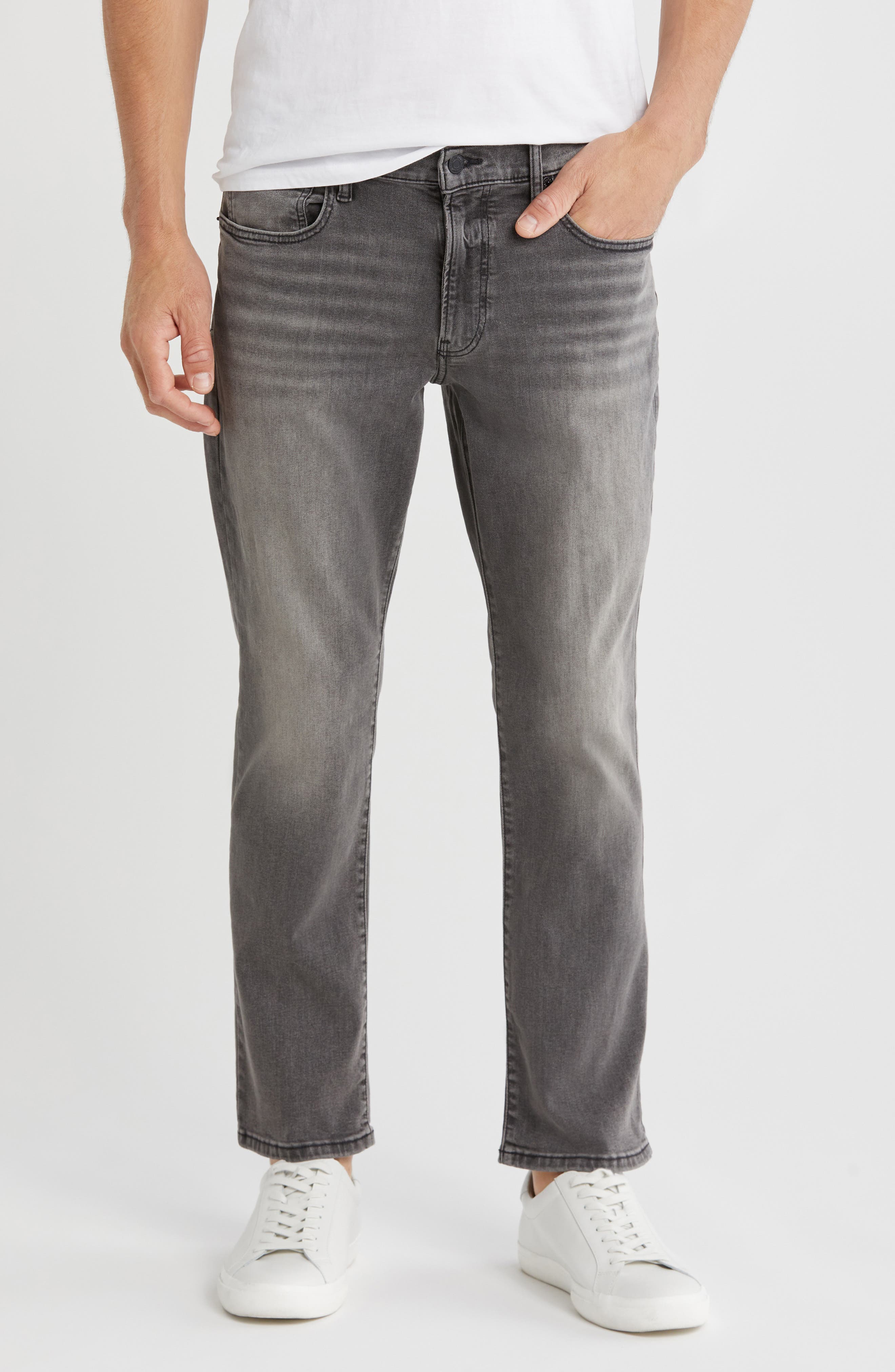 Lucky Brand 223 Straight Jeans