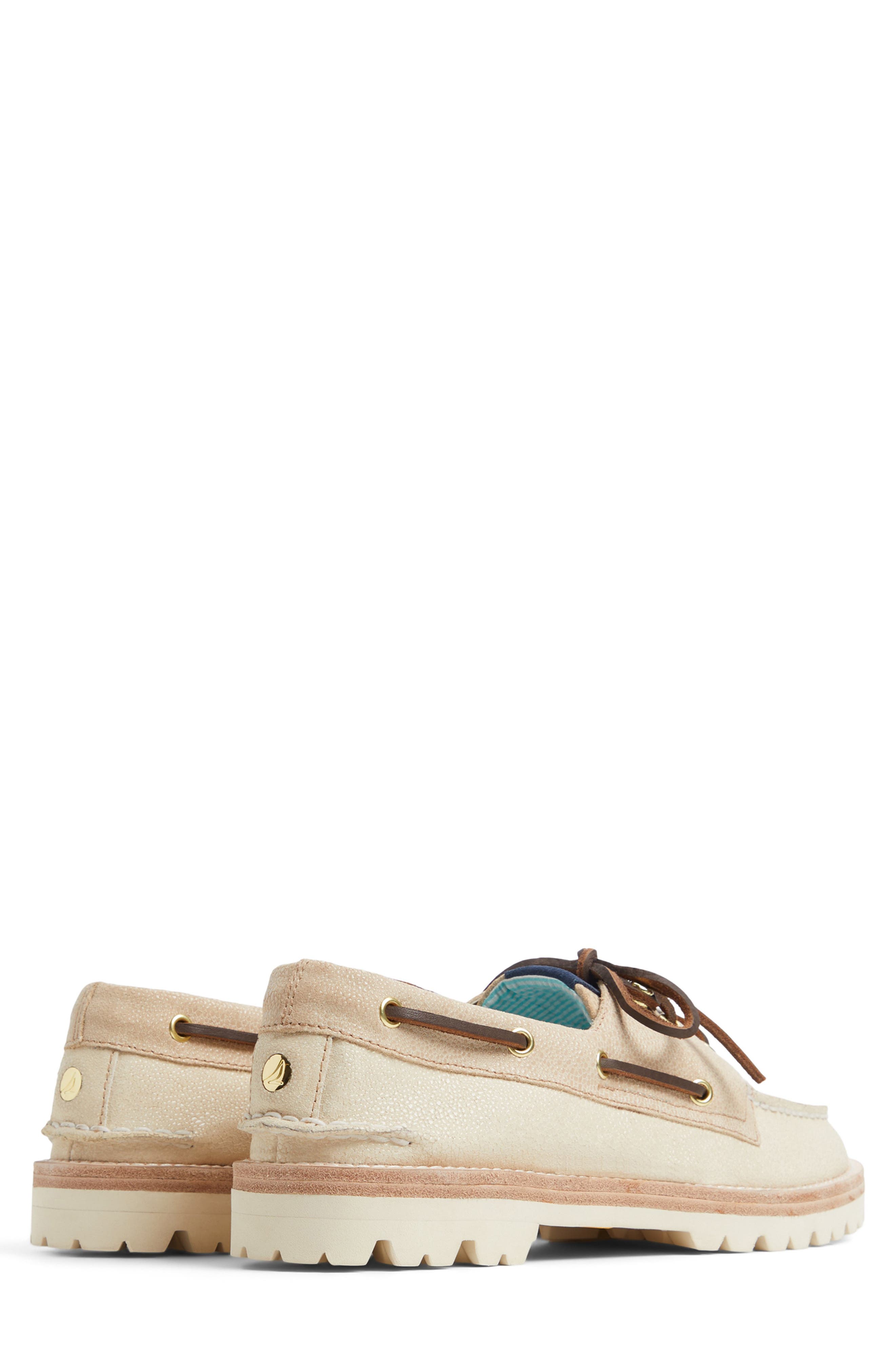 Sperry Authentic Original<sup>™</sup> 3-Eye Lug Sole Boat Shoe, Alternate, color, Medium Beige