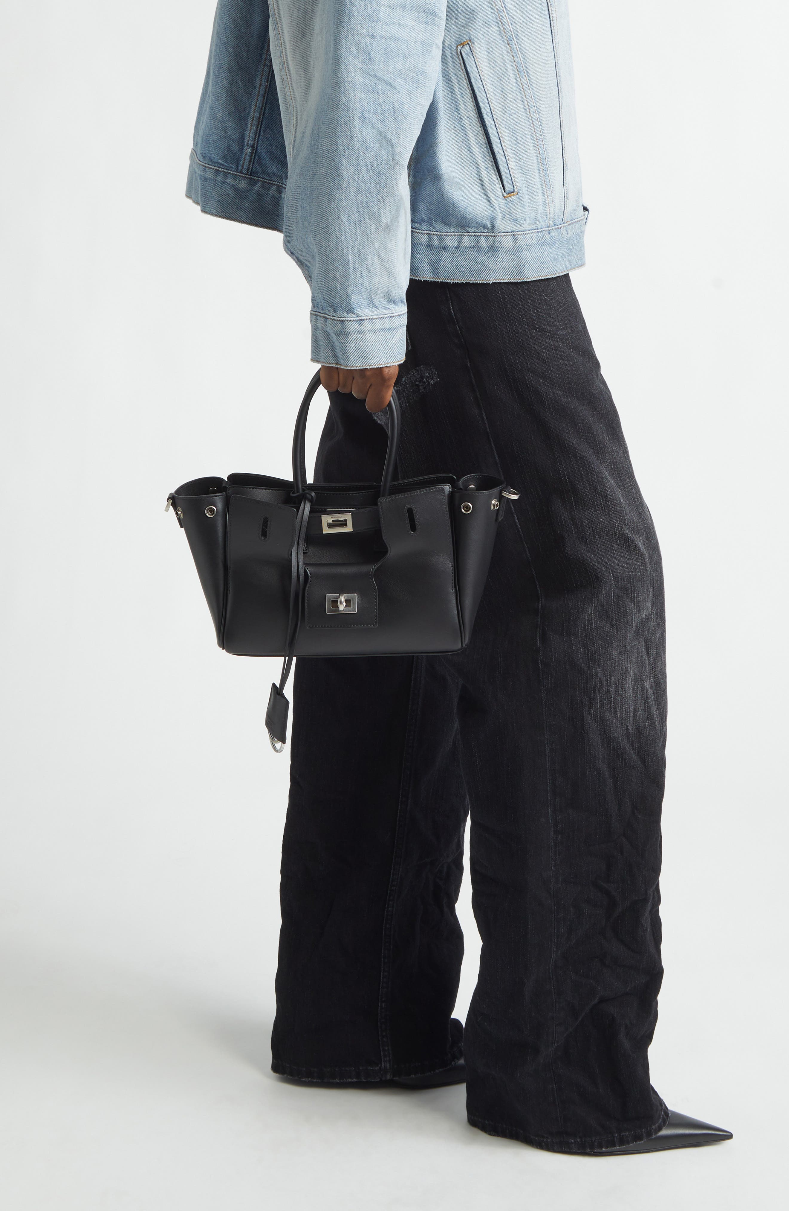 Balenciaga Small Bel Air Leather Carry All Bag, Alternate, color, 1000 Black