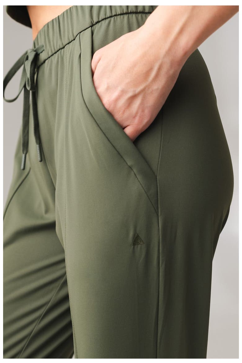 Nomad Jogger, Alternate, color, Olive