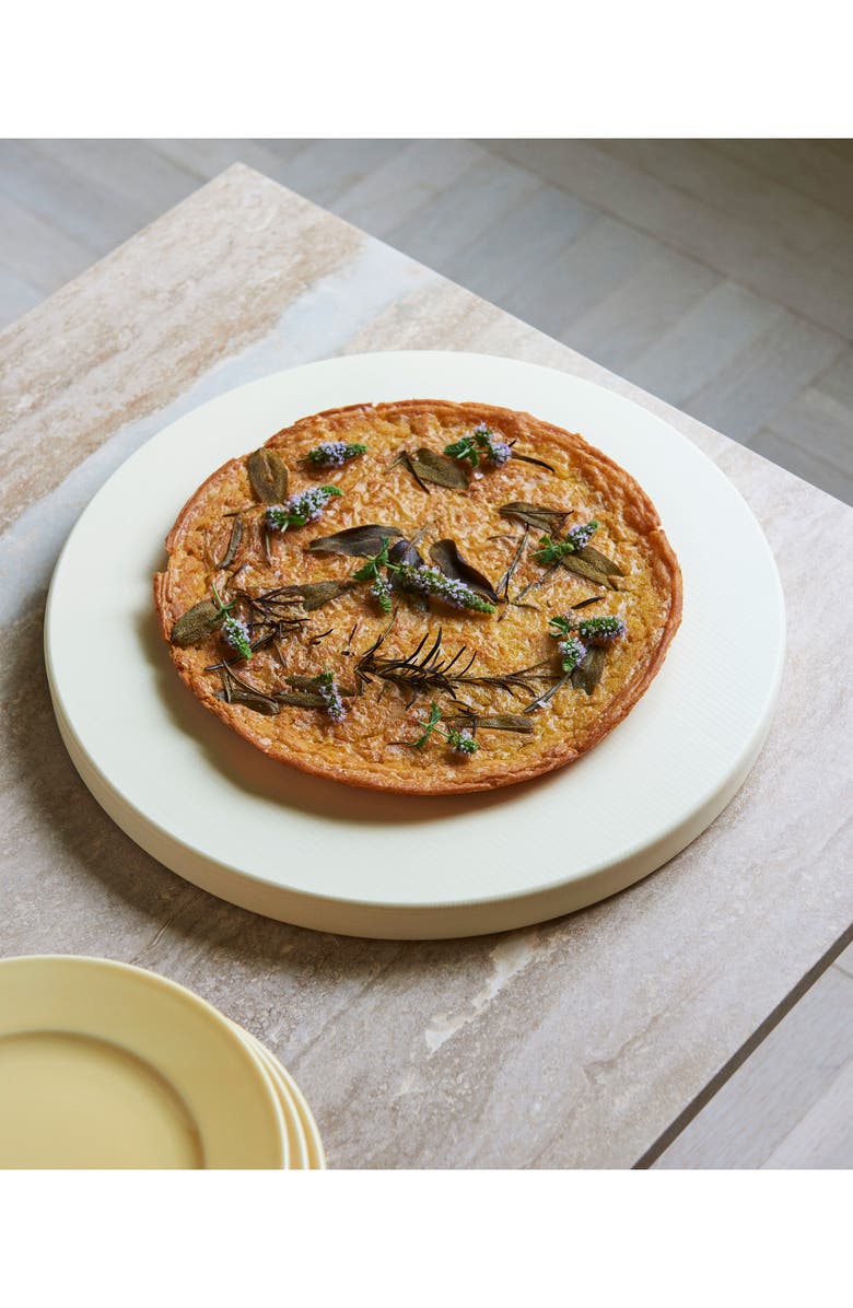 HAY Large Round Chopping Board, Alternate, color,