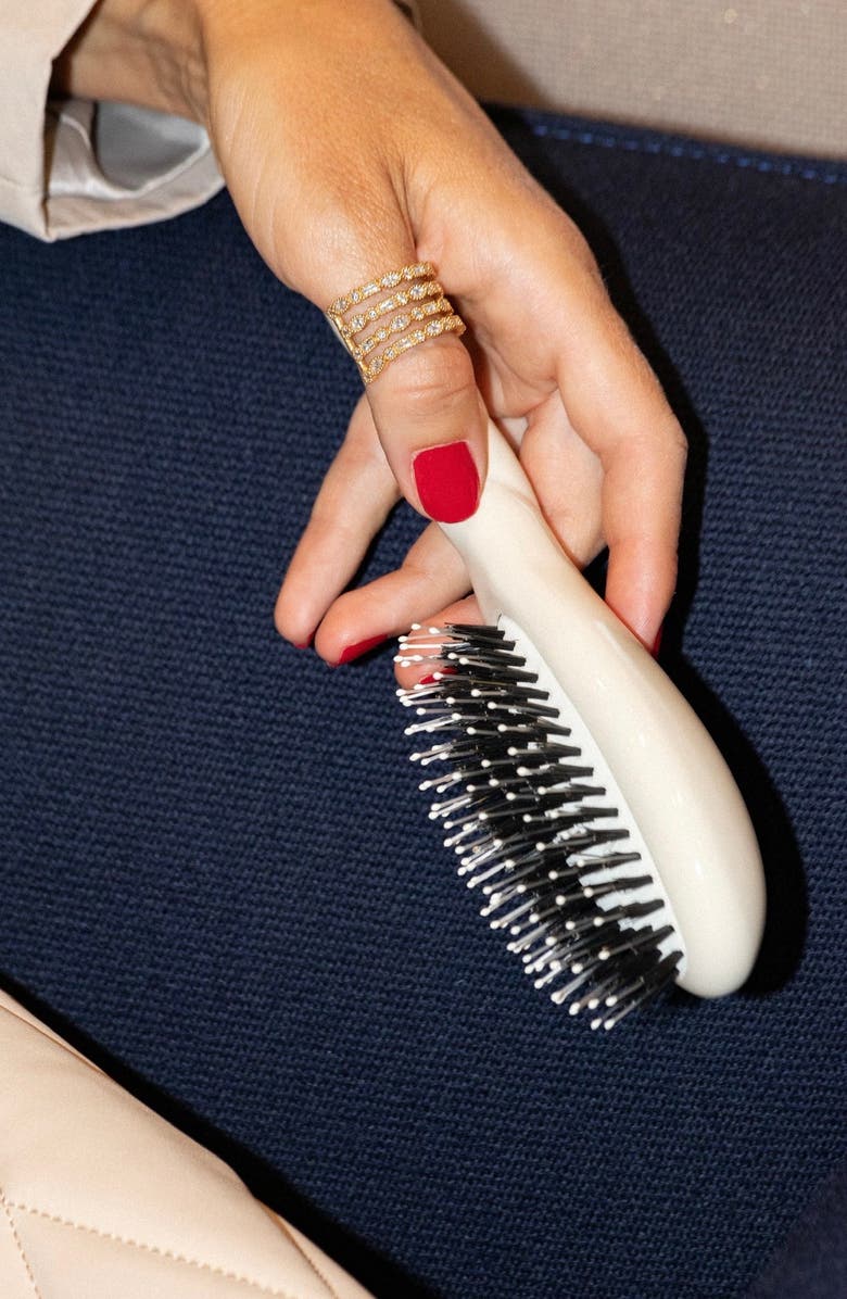 La Bonne Brosse N.03 Essential Soft Petite Brush, Alternate, color, 