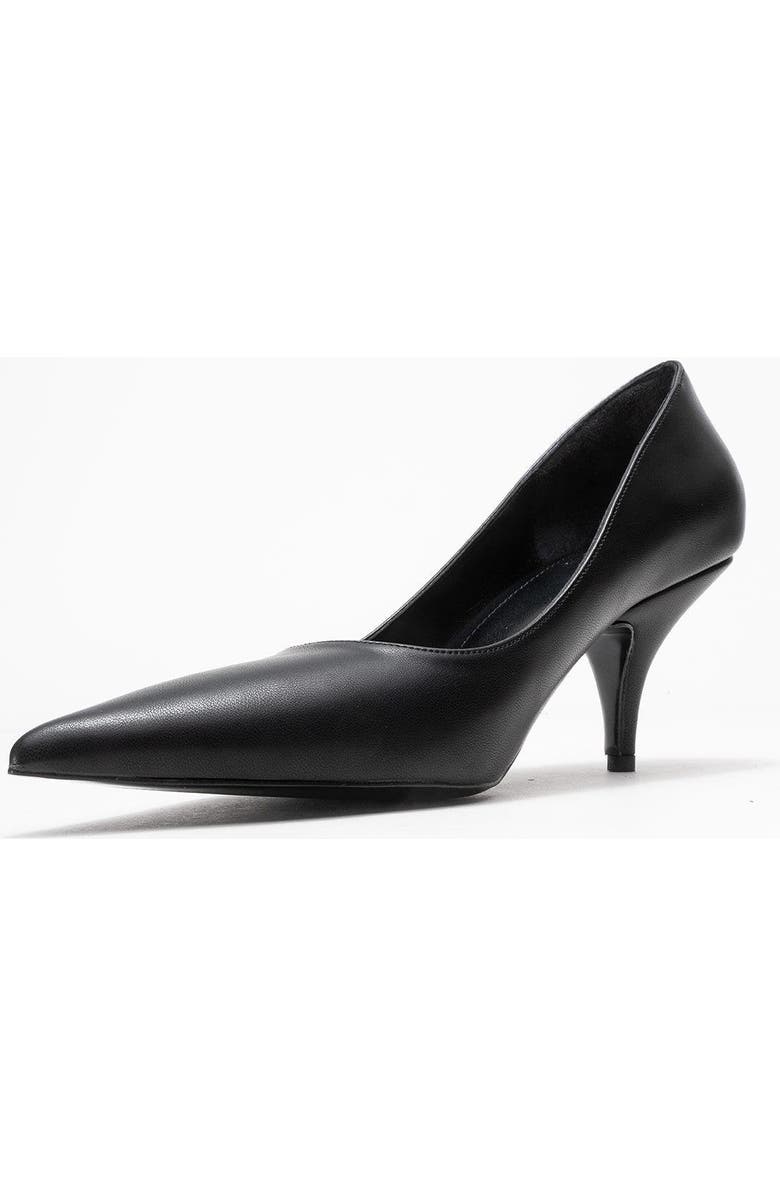 Prologue Shoes Marcus Pointed Toe Pump, Alternate, color, Black