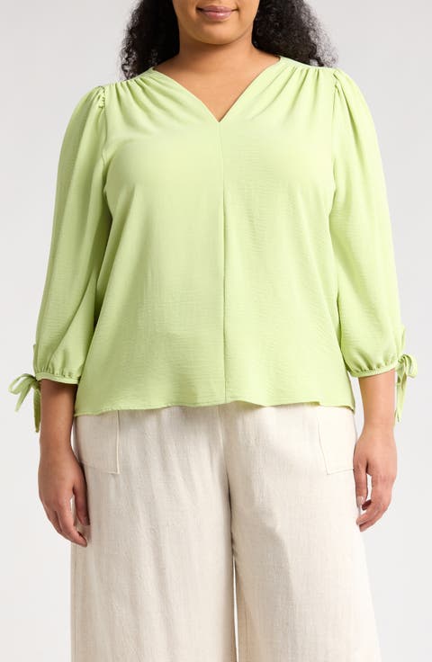 V-Neck Long Sleeve Top (Plus)