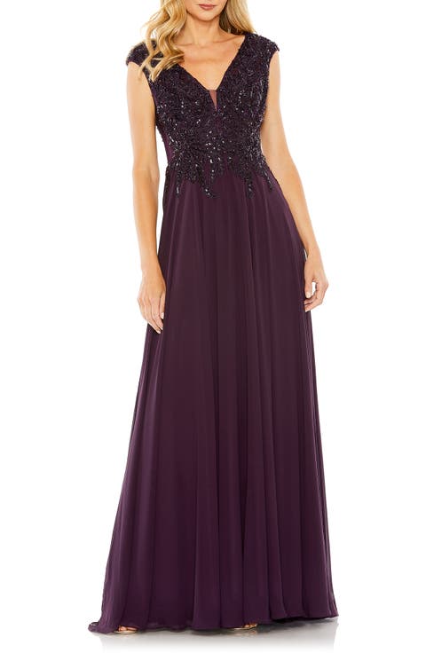 Appliqued Cap Sleeve Bodice Flowy Gown