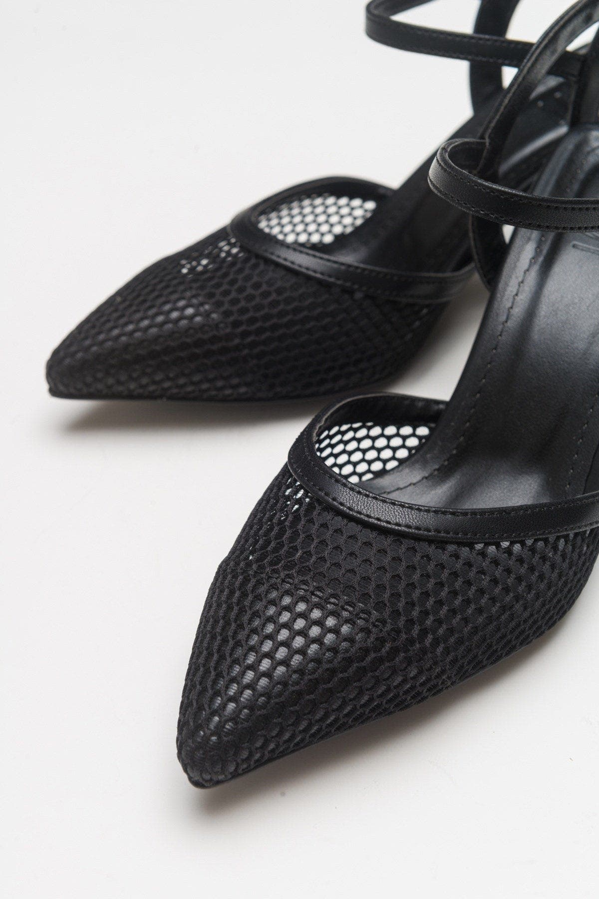 Prologue Shoes Chic Mesh Pointed Toe Pump, Alternate, color, Black