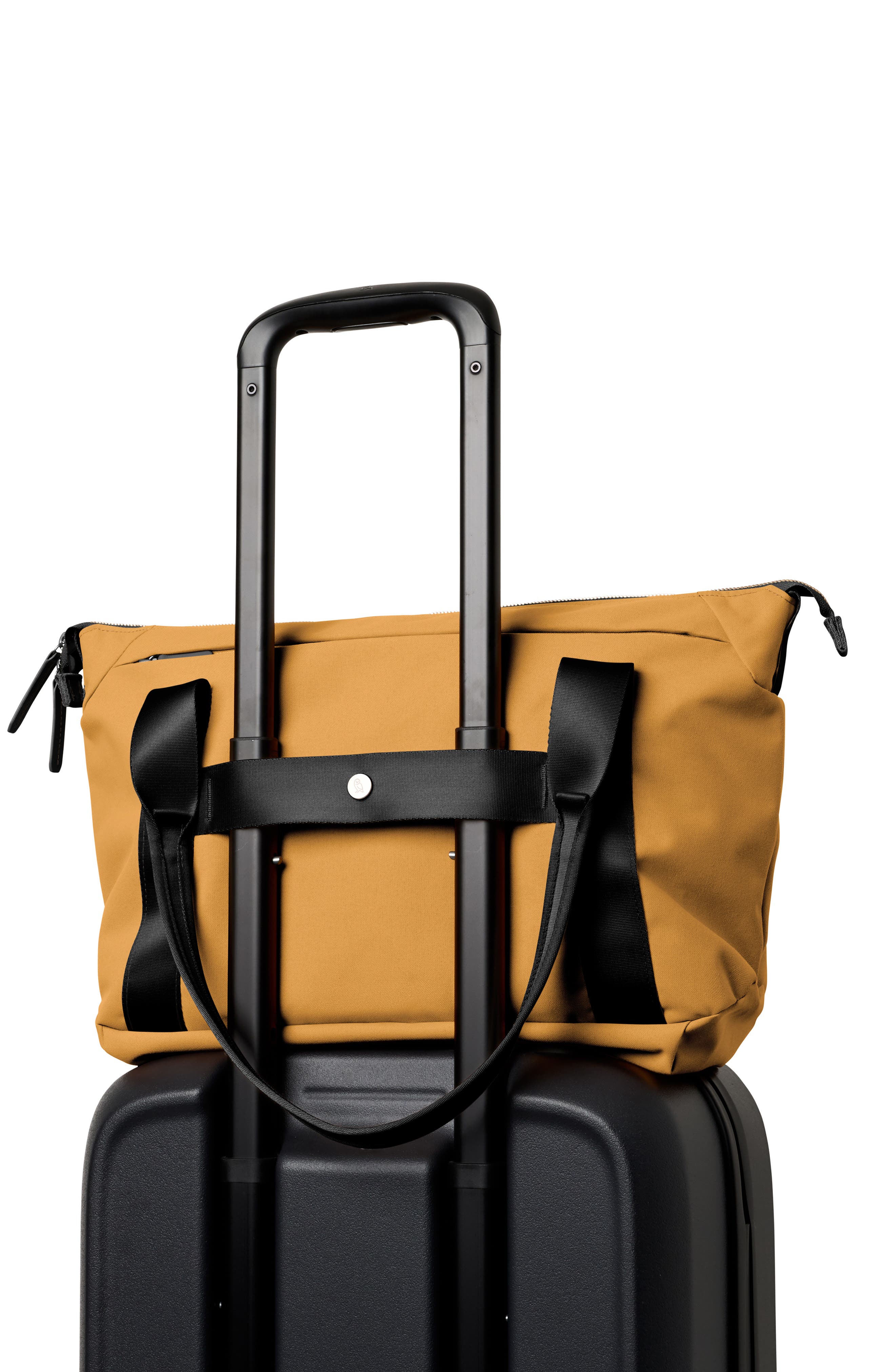 Second Edition Classic Tote Bag, Alternate, color, CAMEL