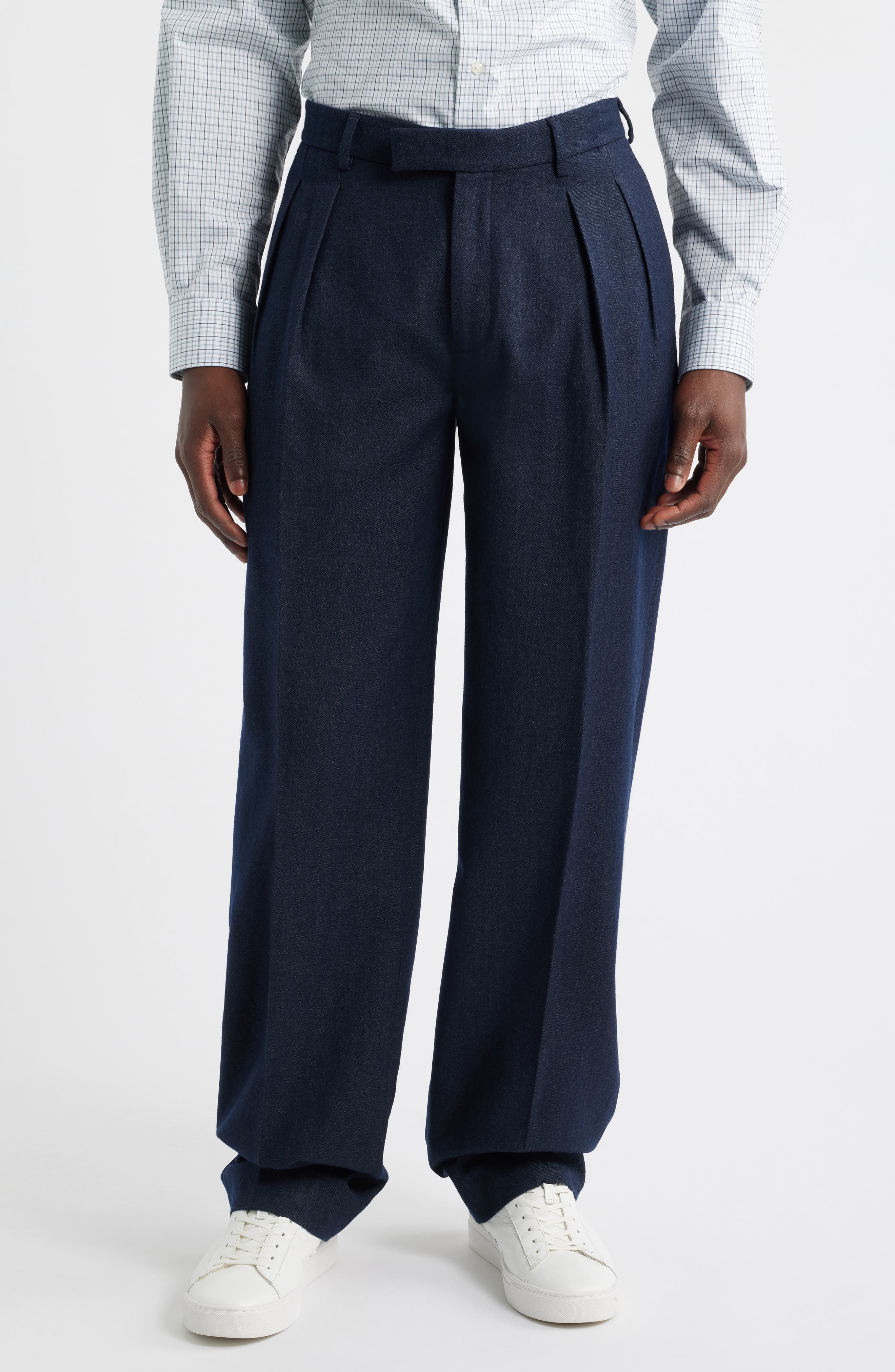 Billy Reid Pleated Cotton & Wool Dress Pants in Navy 