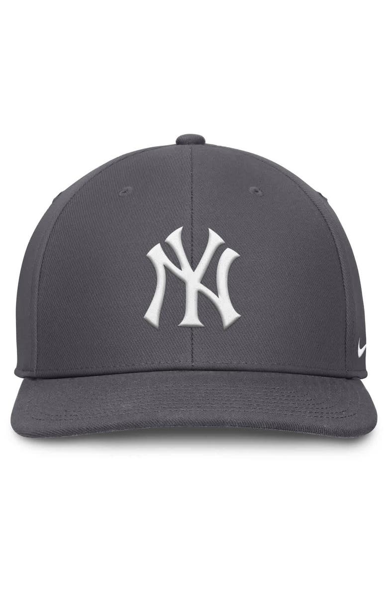Nike Men's Nike Gray New York Yankees Pro Performance Snapback Hat, Alternate, color,
