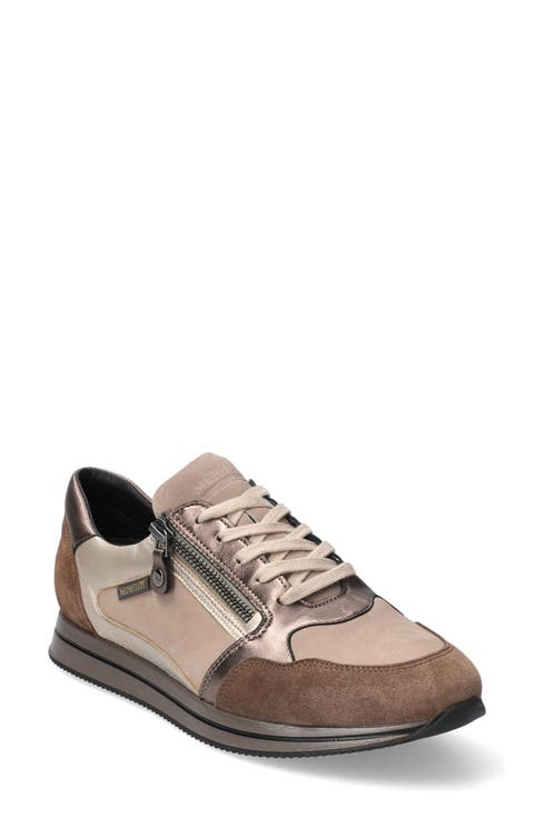 Leenie Sneaker