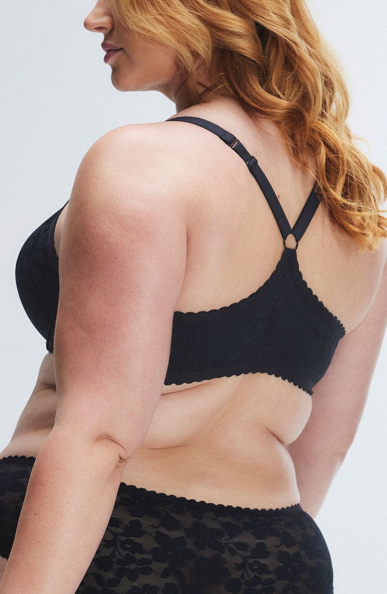 SAVAGE X FENTY Lavish Lace Front Closure Lace Push-Up Bra, Alternate, color, Black Caviar