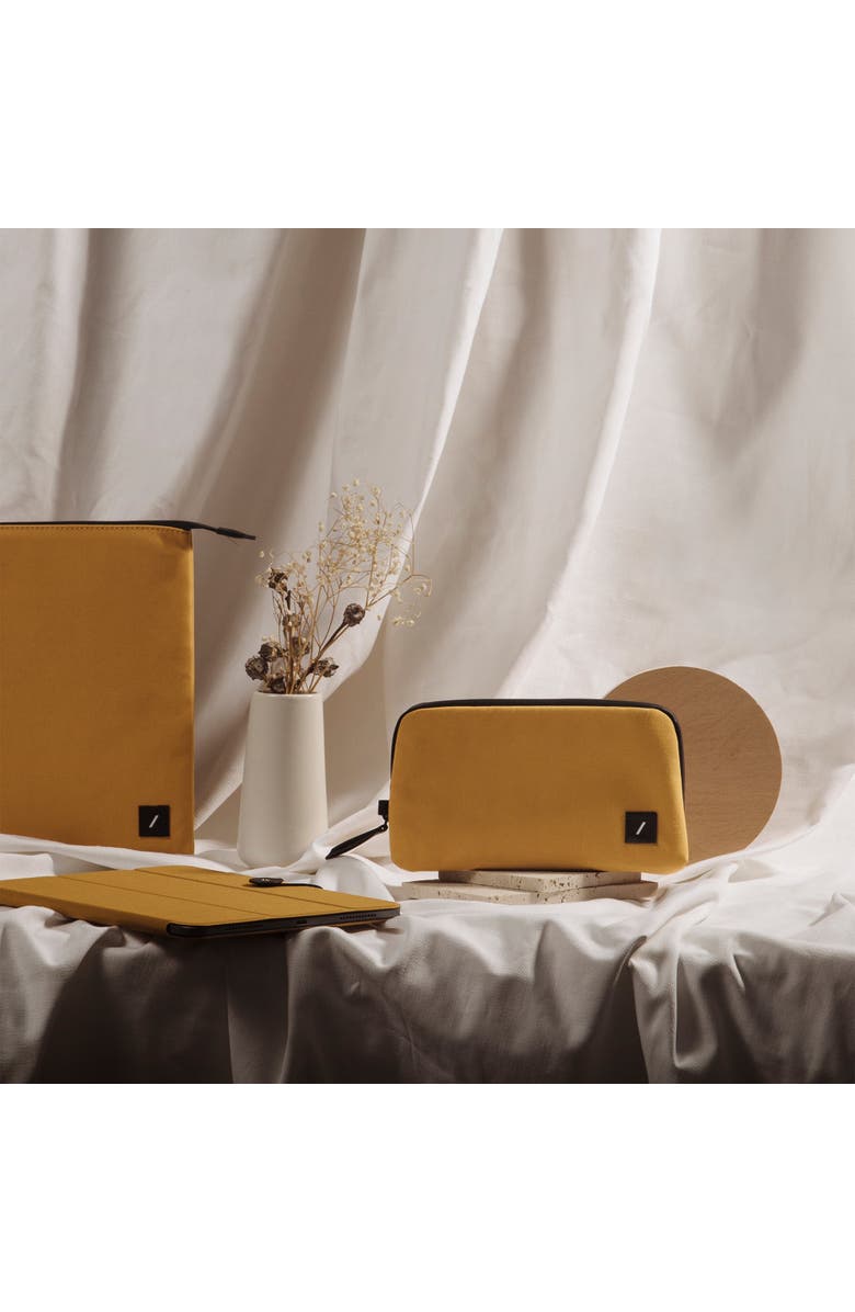 Native Union W.F.A Sleeve for MacBook, Alternate, color, Black 16"