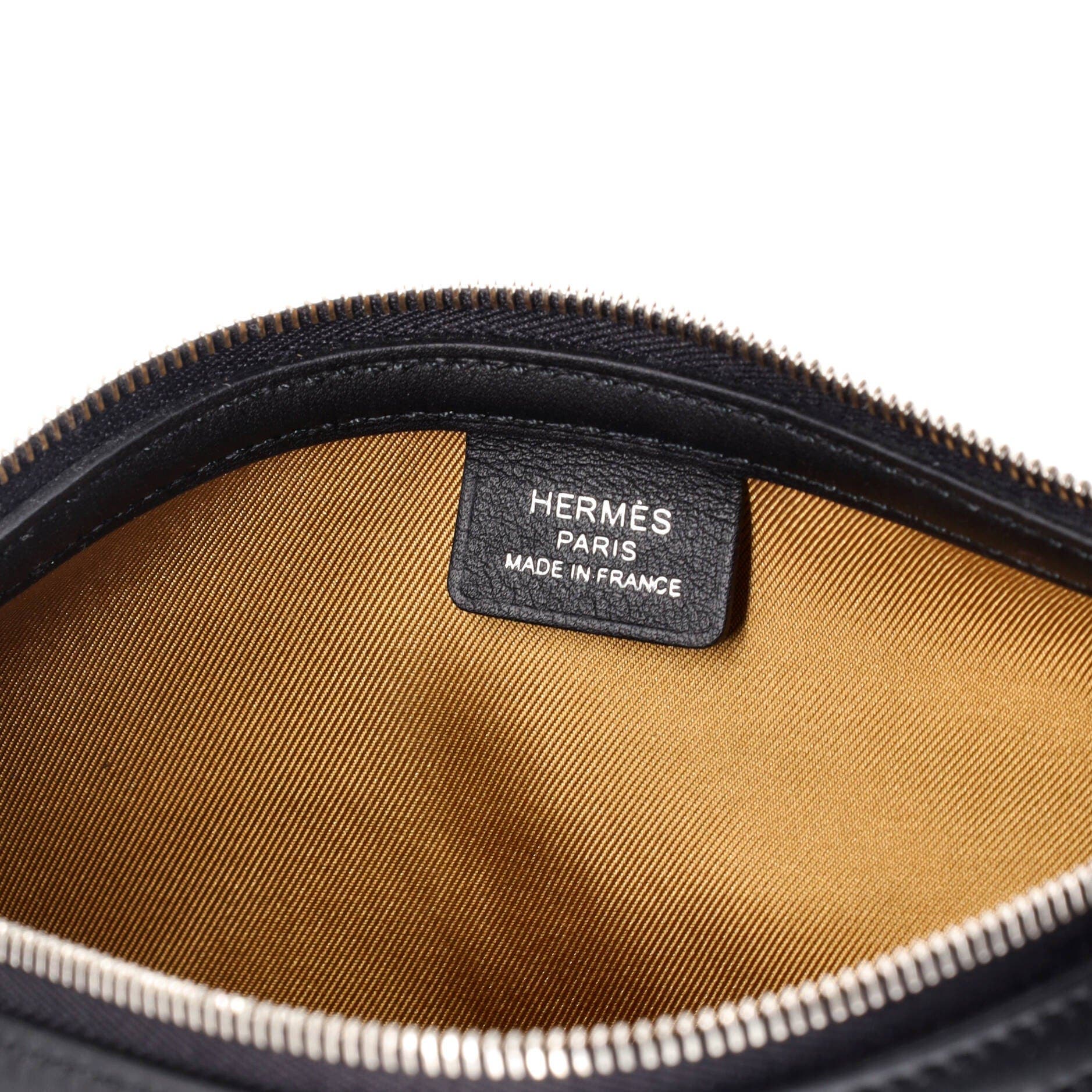 Pre-Owned Hermes Sursoie To Go Pouch Printed Silk and Leather, Alternate, color, Noir