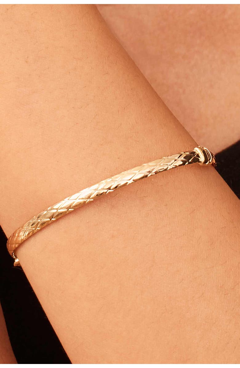 Oradina 14K Yellow Gold Diamondback Bangle, Alternate, color, Yellow Gold